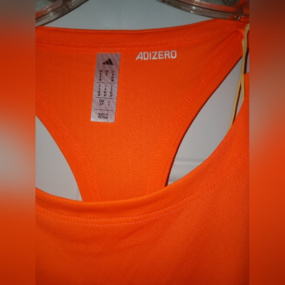 New With Tags Beautiful Adidas Adizero Running Set Size Small - Picture 2 of 3